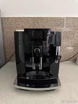 Kávovar JURA E8 Piano Black