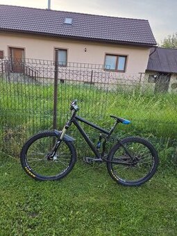 Celoodpružený bicykel