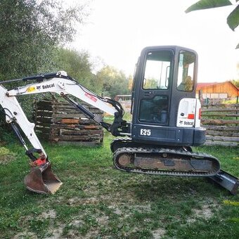 Minibager Bobcat E 35