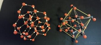 Chemický model-guľôčkové modely molekul