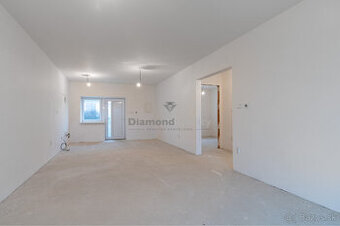 NA PREDAJ JEDNOPODLAŽNÝ 3 IZBOVÝ RODINNÝ DOM SO ZÁHRADOU | K