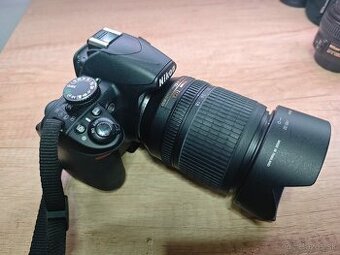 NIKON D3100 s príslušenstvom