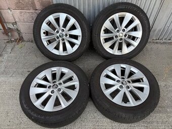 16" Elektrony SKODA 5x100 s pneumatikami 205/55 R16