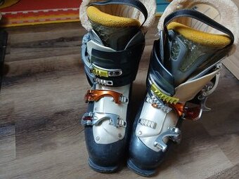 Dámske lyžiarky  salomon 26