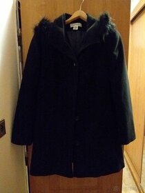 Čierny kabát s kapucňou - 1