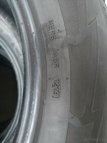 Goodyear 255/55R19 111V