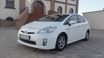 Toyota prius hybrid