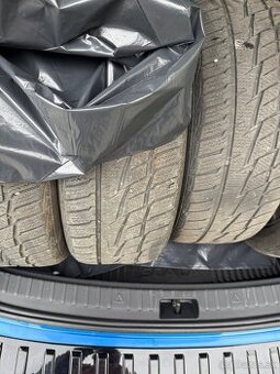 205 50 r17 zimné pneumatiky original disky stratos Skoda