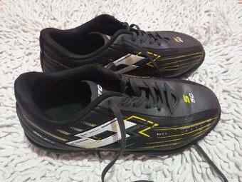 Tenisky, halovky v.34