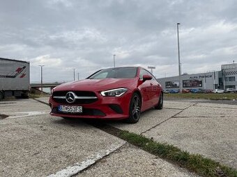 Mercedes-Benz CLA 180d Shooting Brake