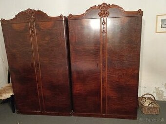 Predám 2 starožitné skrine Vianočná cena
