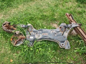 Predná náprava na Kiu Rio