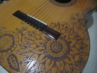 klasická gitara Marco 39L je zdobená v super stave, naladená