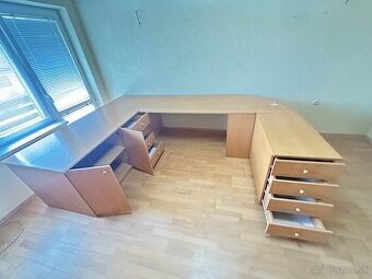 Predám rohový pracovný stôl + úložné skrinky