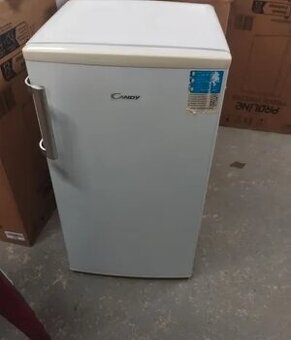 Mini chladnička z mrazničkou Candy plne funkčná