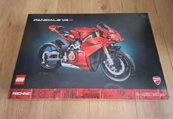 LEGO Technic 42202 Ducati Panigale V4 S