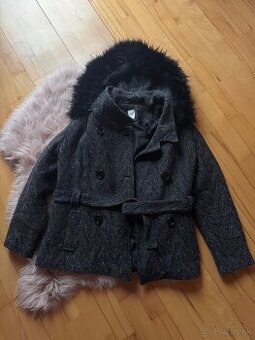 Dámsky krátky kabát