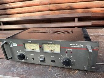 Nemecky koncovy zosilovač do domácnosti