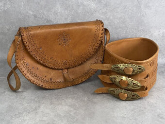 Bačovský opasok a kapsa