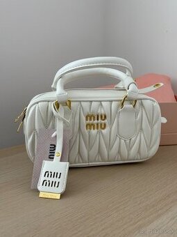 Miu miu kabelka