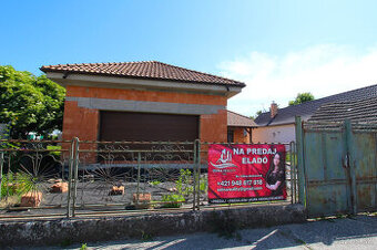 EXKLUZÍVNE Predaj rodinný dom Trstice