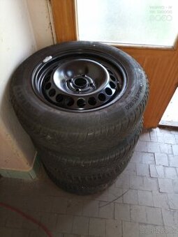 Predám a darujem plechové disky R15 na pneu 185/65 R15 T