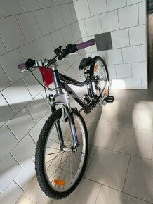Dievčenský bicykel Specialized 24