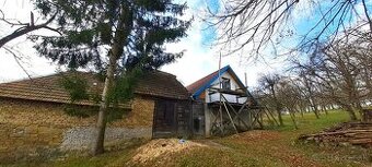 Ponúkame na predaj malebnú chalúpku na polosamote Vrbovce