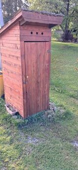 Latrina, Kadibudka, drevený WC