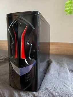 Skladaný PC + Monitor