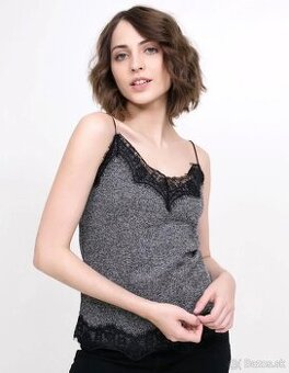 Top GUESS vel. S