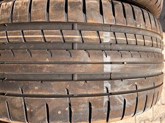 285/40R21 Good Year letne