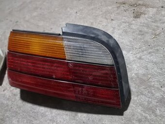 Zadné svetlá e36 coupe