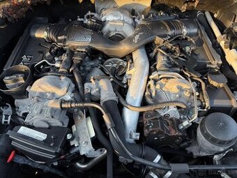 Motor Mercedes OM642