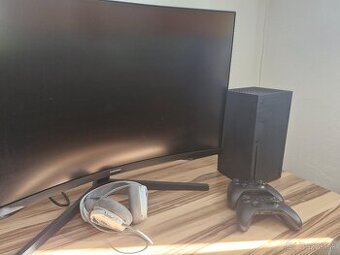 Xbox series X 1tb + dva ovládače