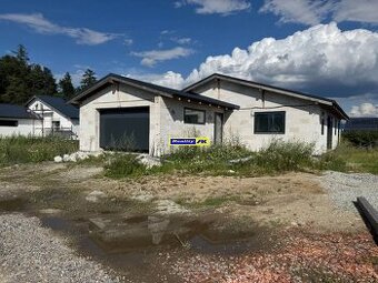 Rodinný dom Valča, novostavba v štádiu holodomu