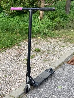 Custom freestyle kolobežka