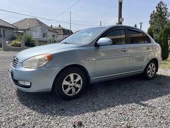 Predám HYUNDAI ACCENT SEDAN 71,3KW Manuál