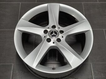 19 MERCEDES originál