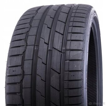 Predám letné Pneu 235/55/19  Hankook