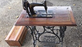 Singer šijací stroj