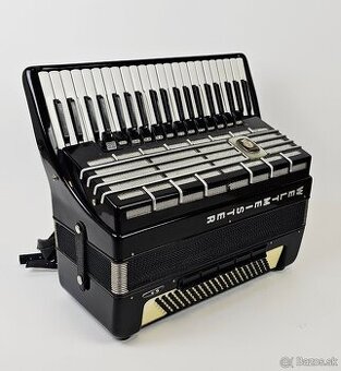 Špičkový akordeon weltmeister s5 po Generálke - 1