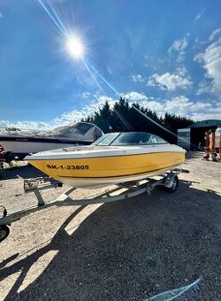 Motorový čln Monterey 180 FS (2005) s prívesom