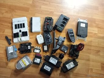 Predám rôzne diely BMW