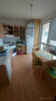 Prenajmem 3-izbovy byt