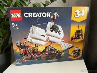 LEGO Creator 31109 Pirátska loď
