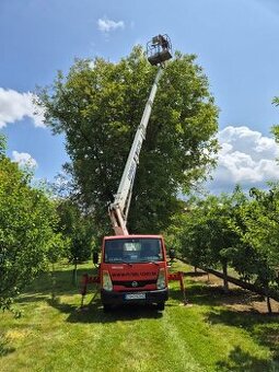 Vysokozdvižná teleskopická plošina 21m Nissan Cabstar