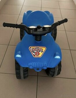 Detské odrážadlo - modrá štvorkolka