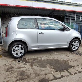 Škoda CitiGo Stříbrná