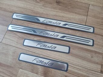 OCHRANNE LISTY NA PRAHY DVERI